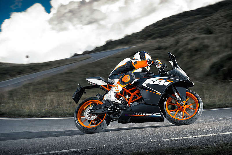 РљРўРњ RC 200